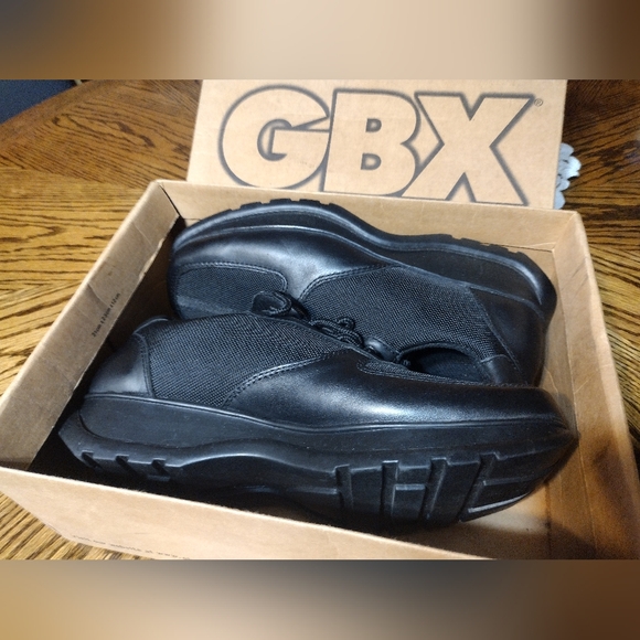 NEW in Box GBX Mens Shoes (no tags) Size 9 Leather Upper - Picture 11 of 12